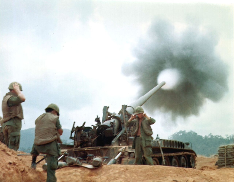 Illustration for article titled Documentos desclasificados revelan cómo un destacado general de EE.UU. planeó un ataque nuclear durante la guerra de Vietnam